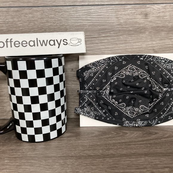 Pacsun Black Paisley One Size Face Mask - Picture 2 of 9